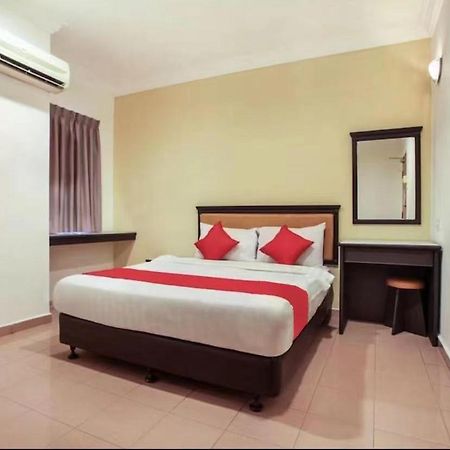 Hotel Home 88 Teluk Intan Dış mekan fotoğraf
